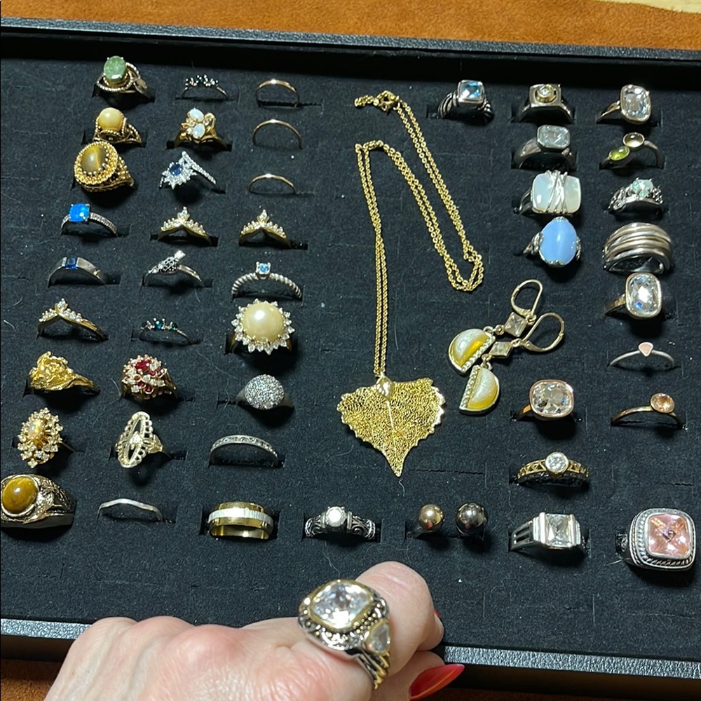 Gold Ornate Gemstone Ring and necklace lot